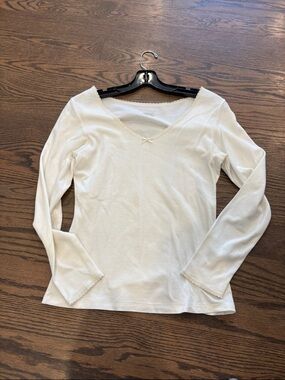 Cuddl Duds Cream Lace-Trim V-Neck Long Sleeve Top